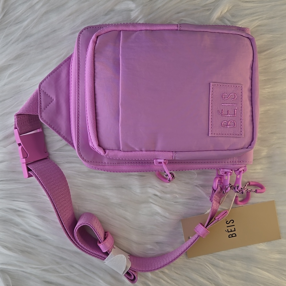 Beis - The Sport Sling In Berry